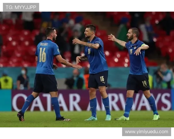 阿克比赛阅读能力持续提升,防守预判与场上决策表现稳健 阿克比赛阅读能力持续提升,防守预判与场上决策表现稳健