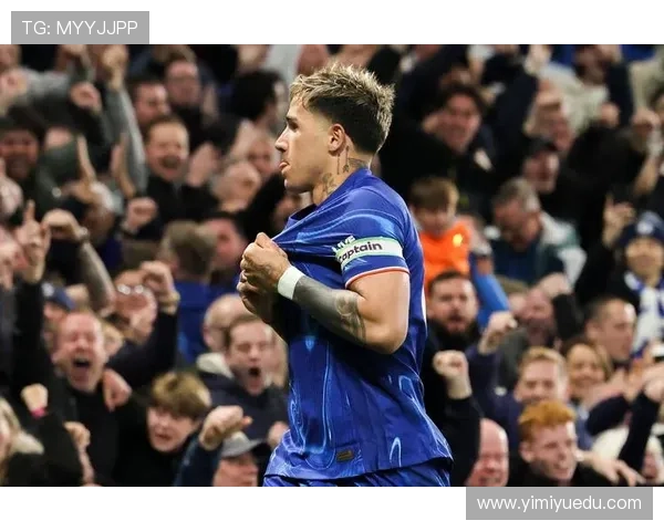 切尔西阵容臃肿问题持续发酵，轮换失序表现波动，对赛季稳定性造成考验