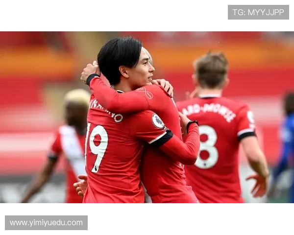 帕尔默带队能力争议：战术角色与比赛影响力分析