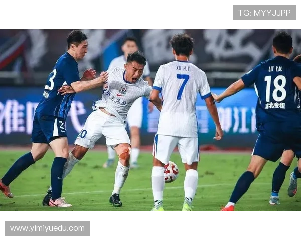 上海申花防守体系稳定,难以扩大领先优势的局面及对赛季争冠格局的影响 上海申花防守体系稳定,难以扩大领先优势的局面及对赛季争冠格局的影响